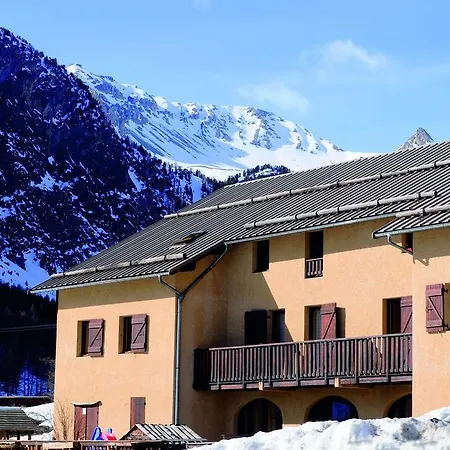 Vtf Les Esquirousses 3* Arvieux